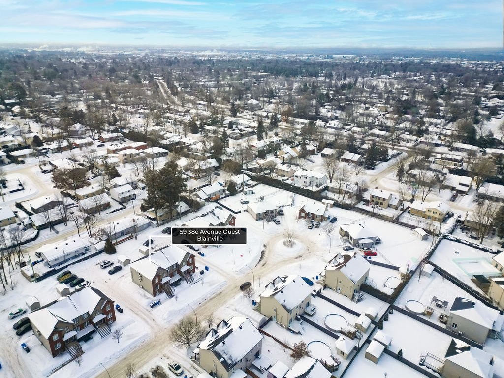 









59


38e Avenue O.

, 2,
Blainville,




QC
J7C0J5

