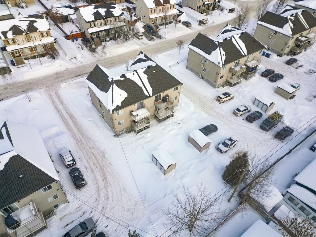 









59


38e Avenue O.

, 2,
Blainville,




QC
J7C0J5

