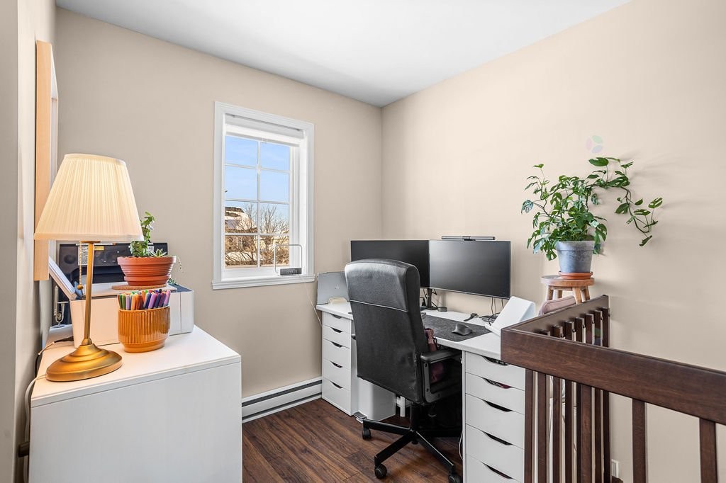 









59


38e Avenue O.

, 2,
Blainville,




QC
J7C0J5

