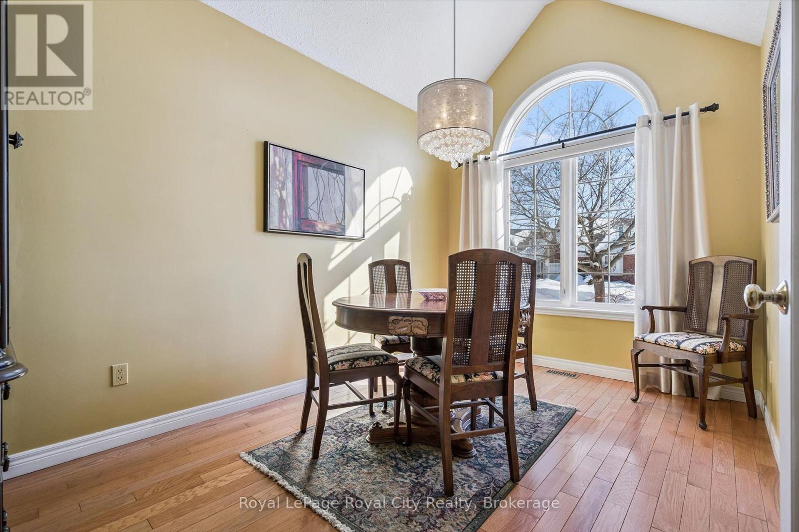 












133 RIVERWALK PLACE

,
Guelph/Eramosa (Rockwood),




Ontario
N0B2K0

