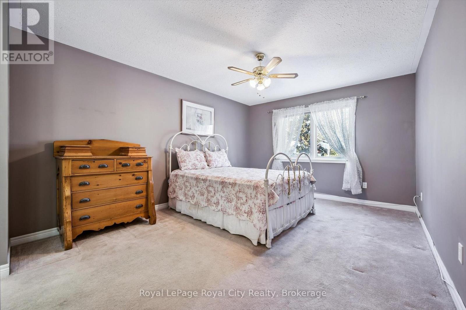 












133 RIVERWALK PLACE

,
Guelph/Eramosa (Rockwood),




Ontario
N0B2K0

