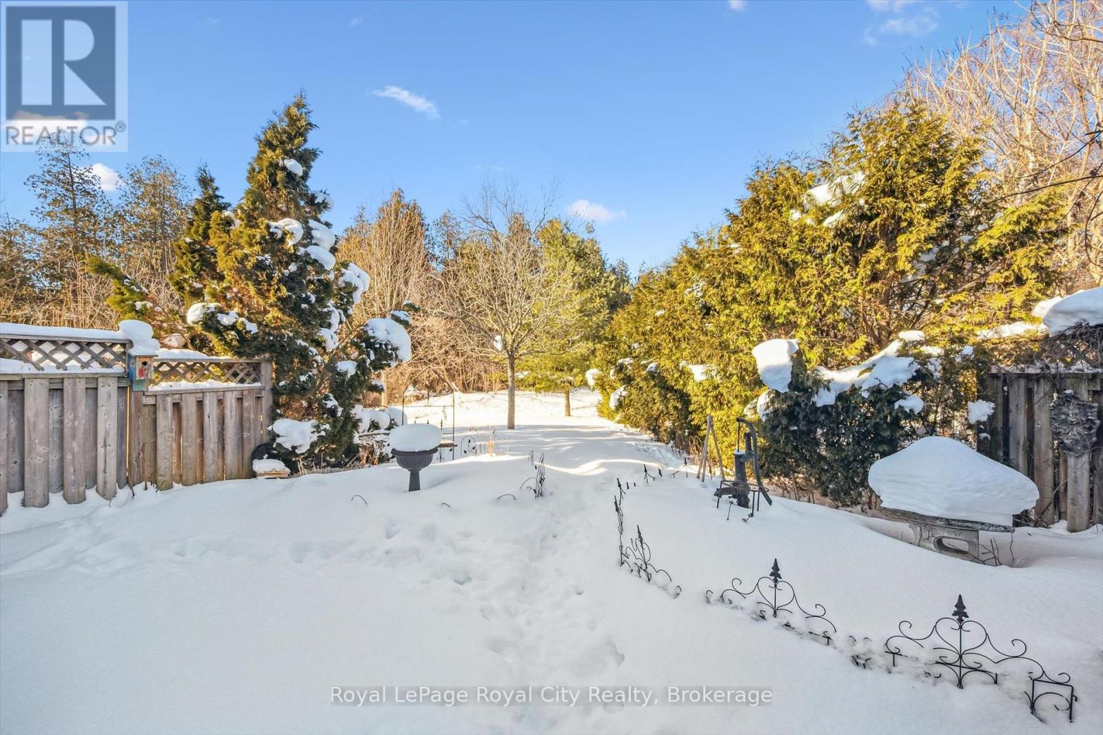 












133 RIVERWALK PLACE

,
Guelph/Eramosa (Rockwood),




Ontario
N0B2K0

