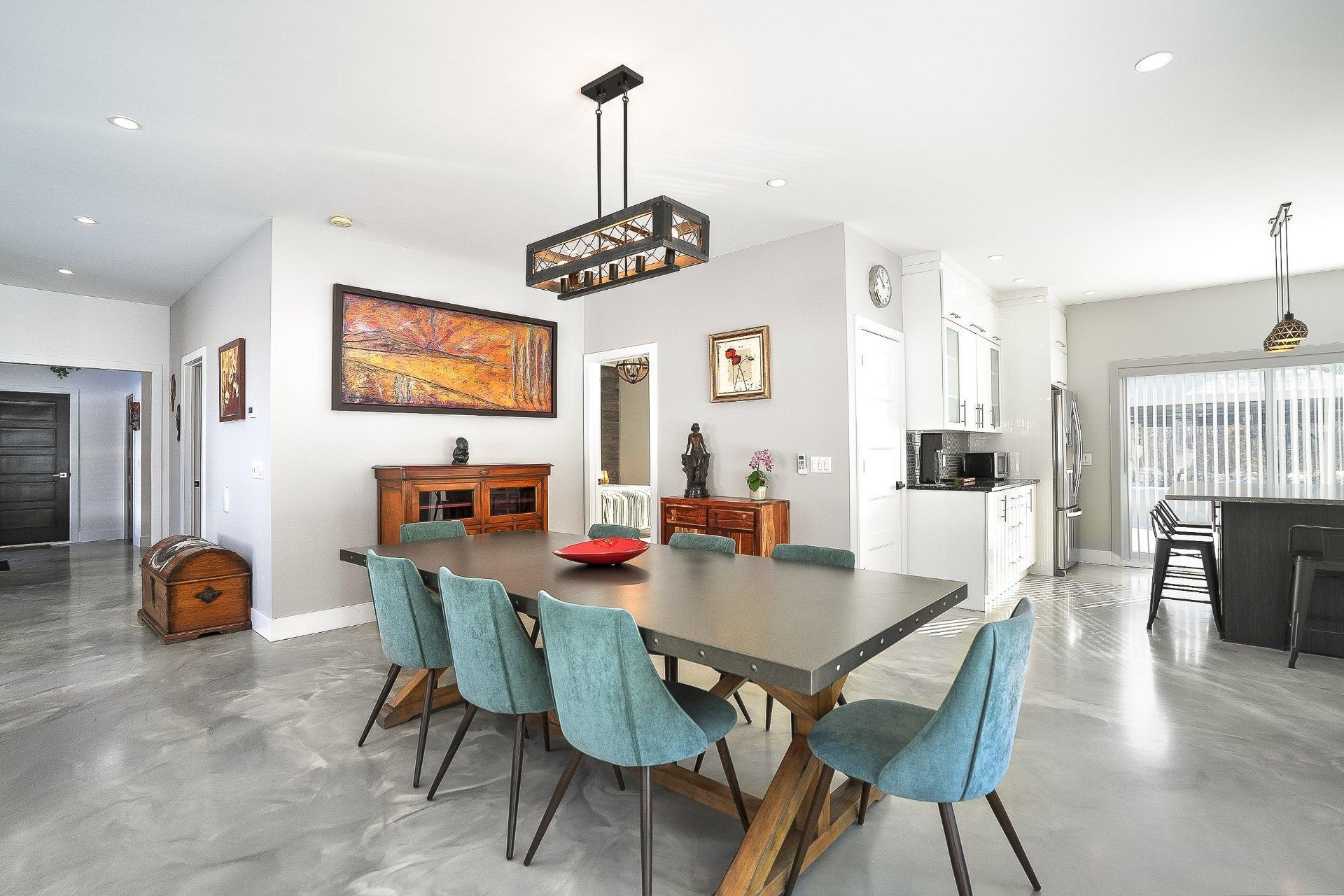 









268


Rue Montcalm

,
Saint-Colomban,




QC
J5K2N3

