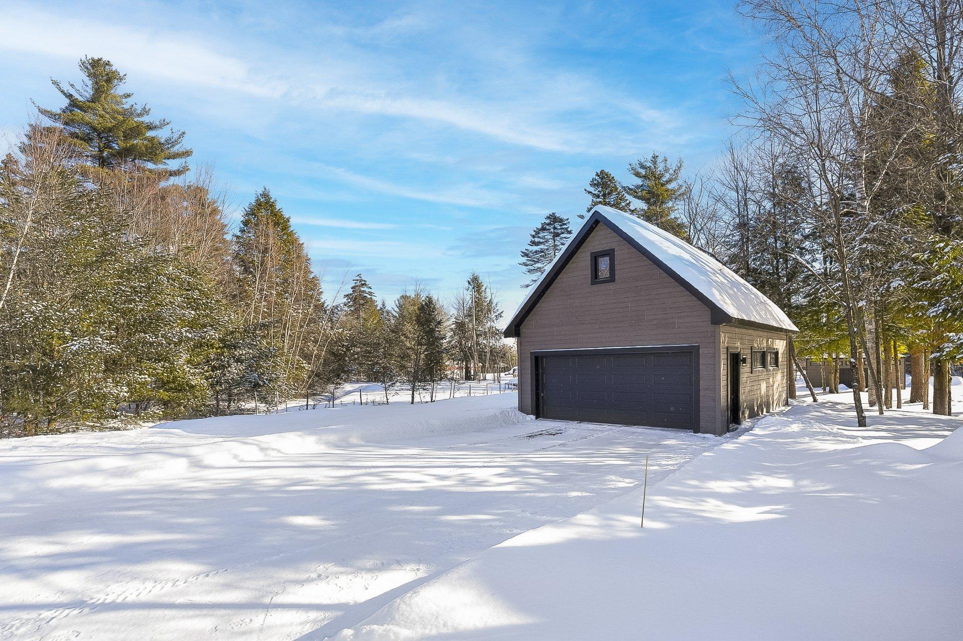 









268


Rue Montcalm

,
Saint-Colomban,




QC
J5K2N3

