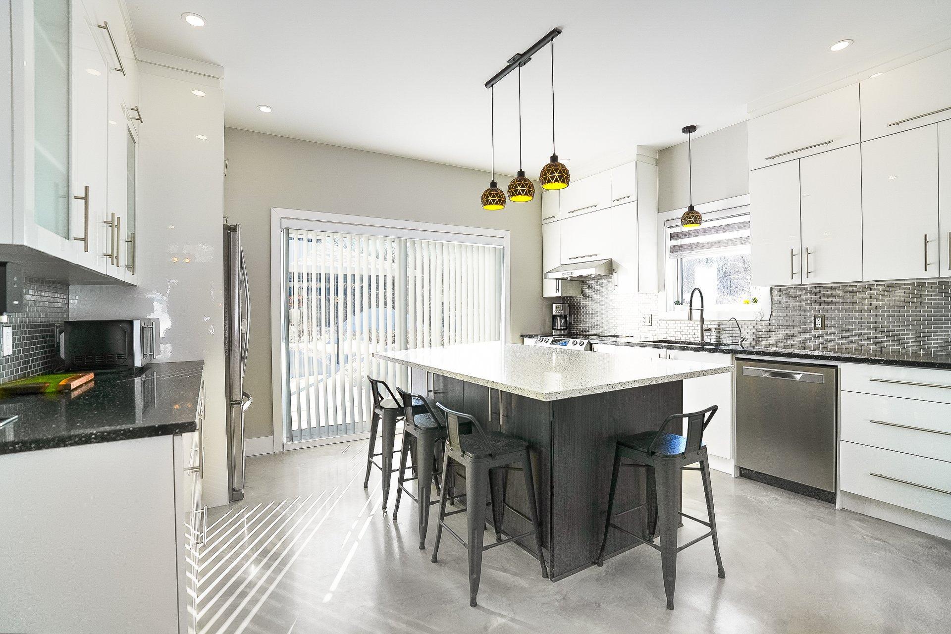 









268


Rue Montcalm

,
Saint-Colomban,




QC
J5K2N3

