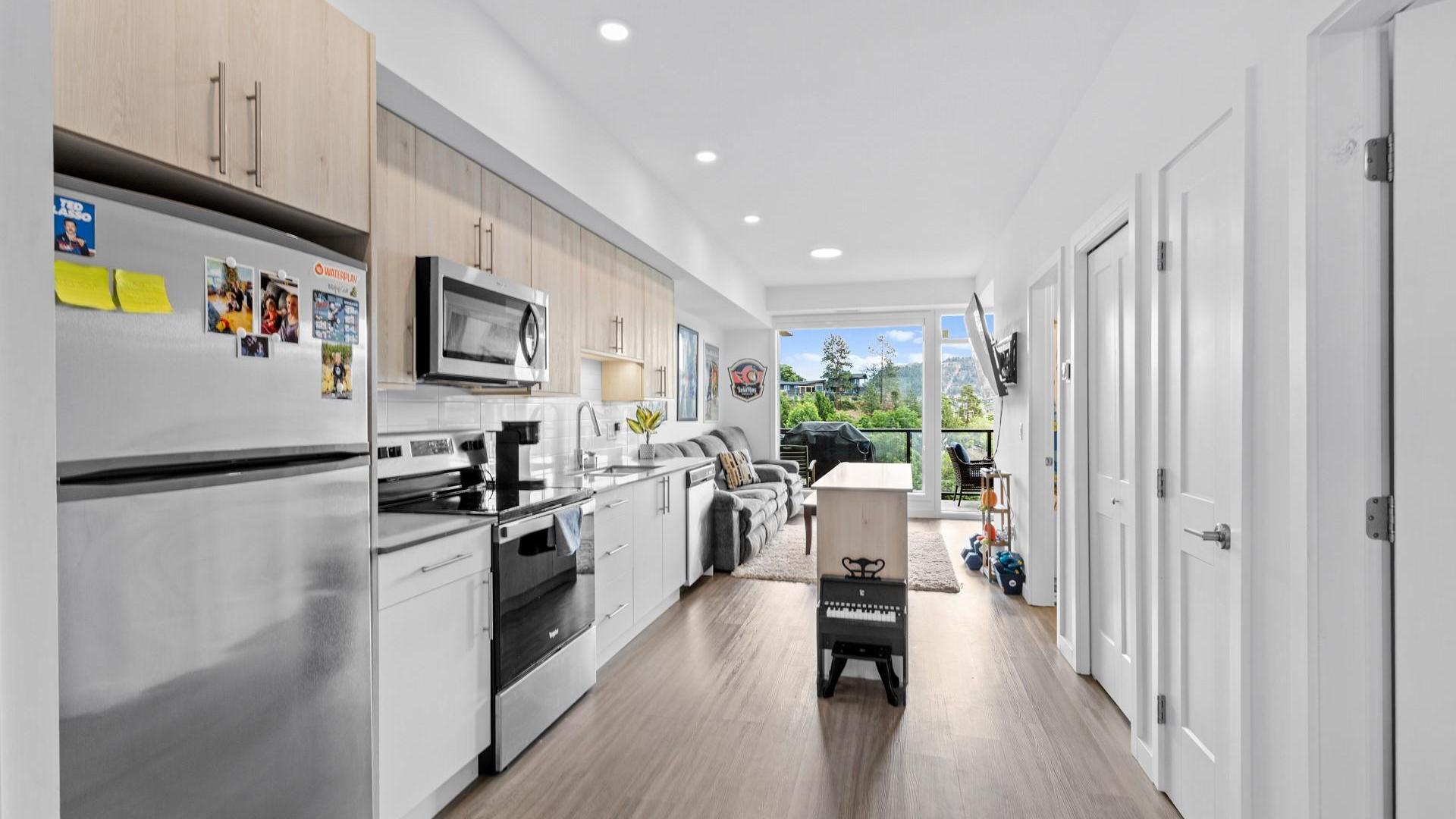 









685


Boynton

Place, 61,
Kelowna,




BC
V1V 0G7

