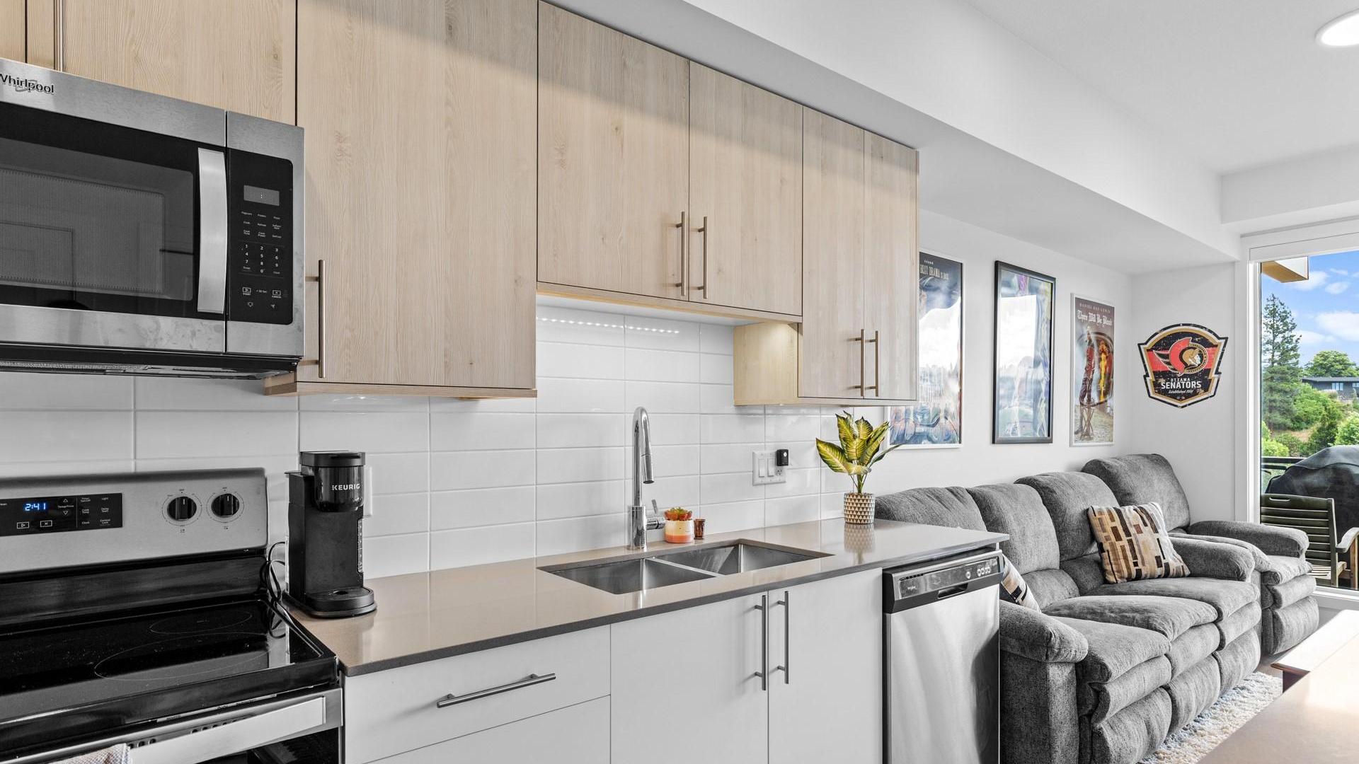 









685


Boynton

Place, 61,
Kelowna,




BC
V1V 0G7

