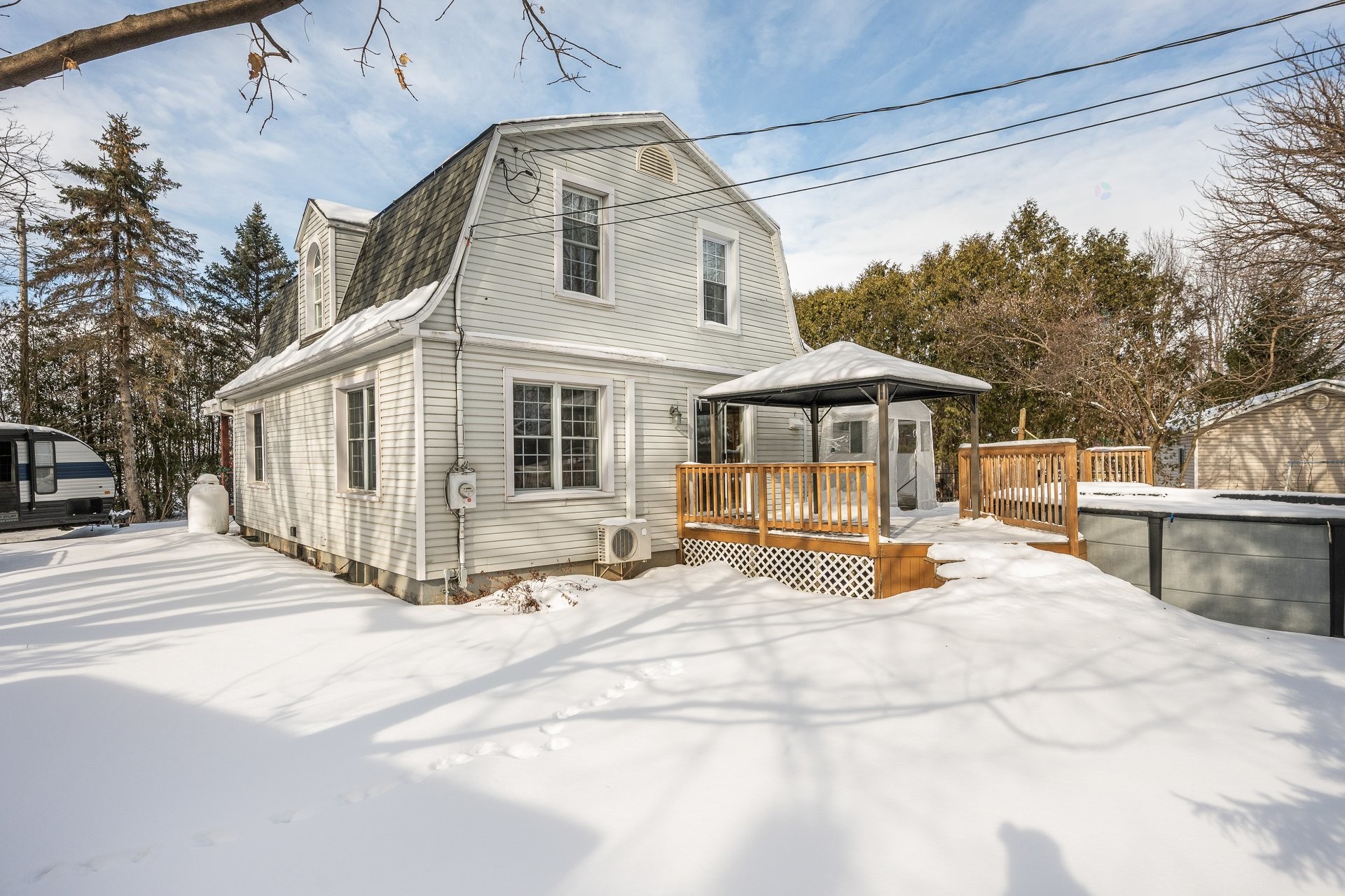 









1192


Rue Lefort

,
Sainte-Anne-de-Sabrevois,




QC
J0J2G0

