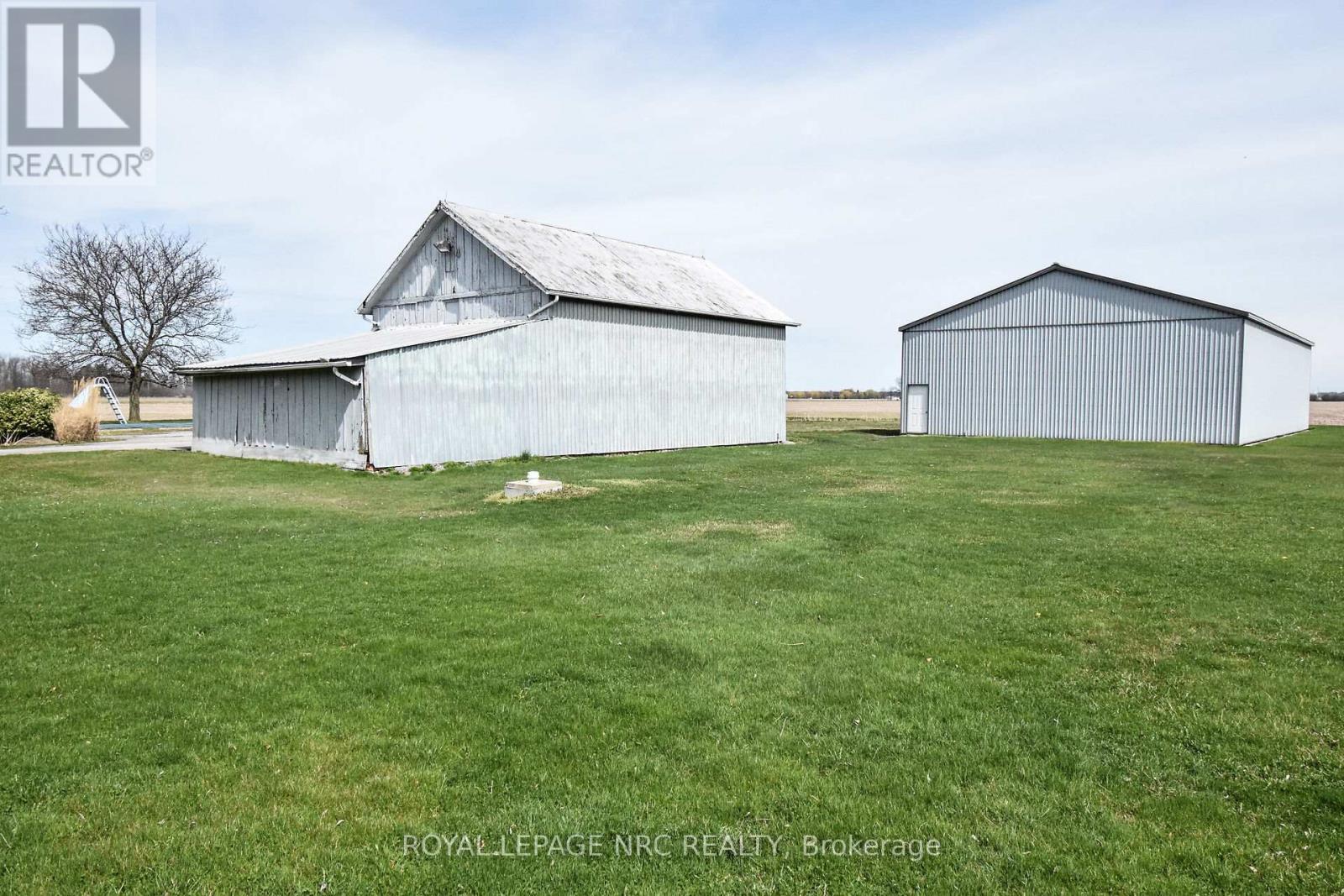 












499 TOWNLINE ROAD

,
Niagara-on-the-Lake (Rural),







Ontario
L2M6W1

