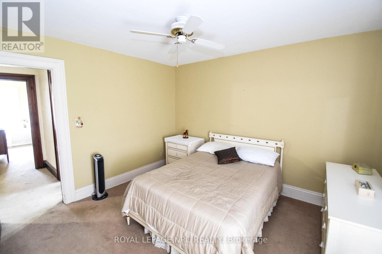 












499 TOWNLINE ROAD

,
Niagara-on-the-Lake (Rural),







Ontario
L2M6W1

