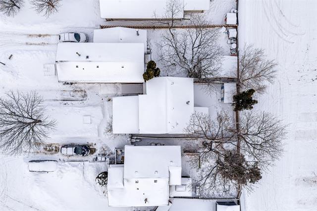 









47


Hershey

ST,
Winnipeg,




MB
R2K 4A5

