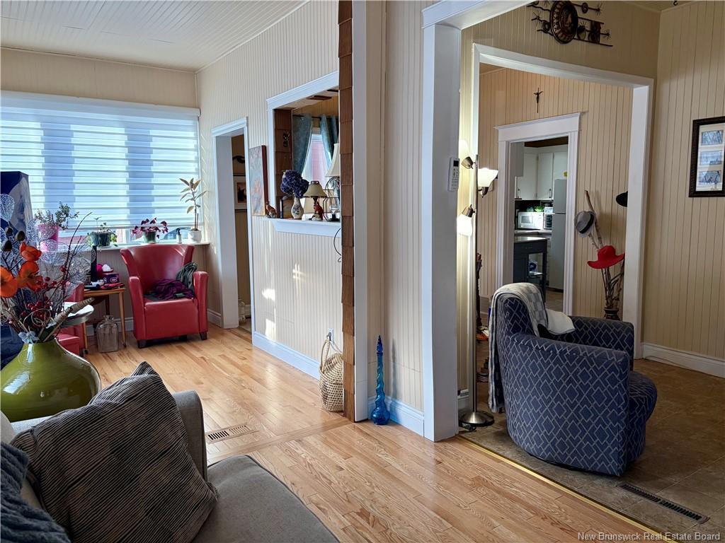 









403


Wallace

,
Dalhousie,




NB
E8C 2W2

