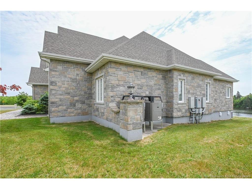 









4261


rue Anthony

ST,
Tracadie,




NB
E1X 1C2

