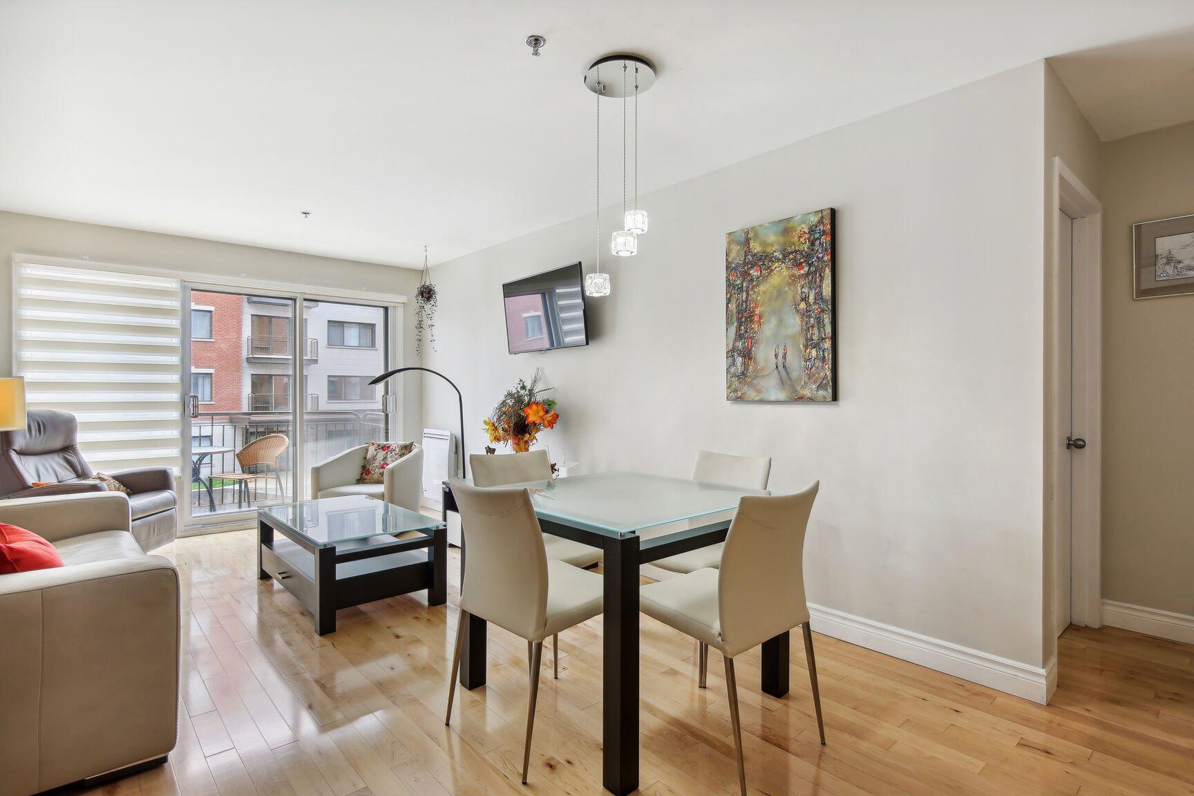 









1470


Rue Palerme

, 207,
Brossard,




QC
J4W3M5

