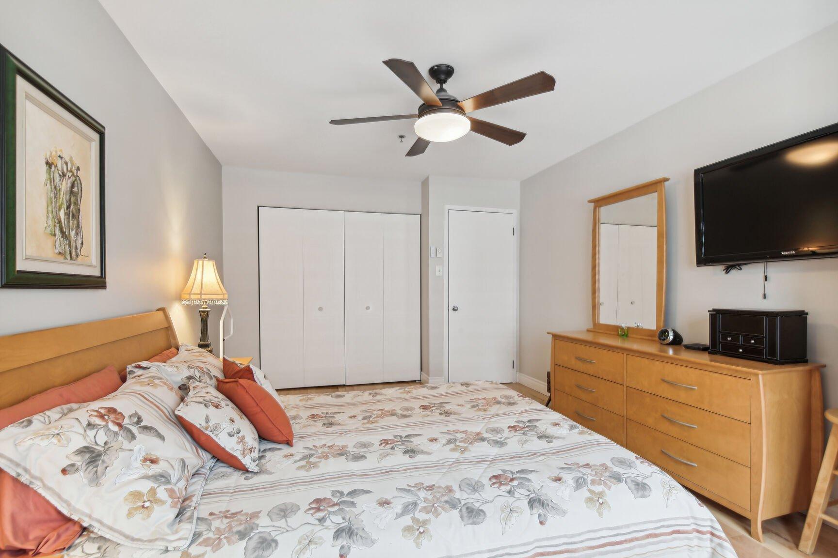 









1470


Rue Palerme

, 207,
Brossard,




QC
J4W3M5

