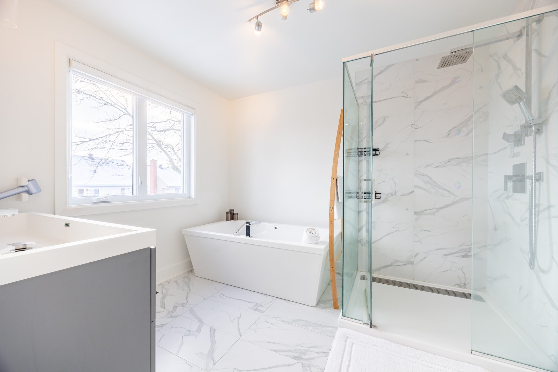 









895


Rue Richelieu

,
Brossard,




QC
J4X1H1

