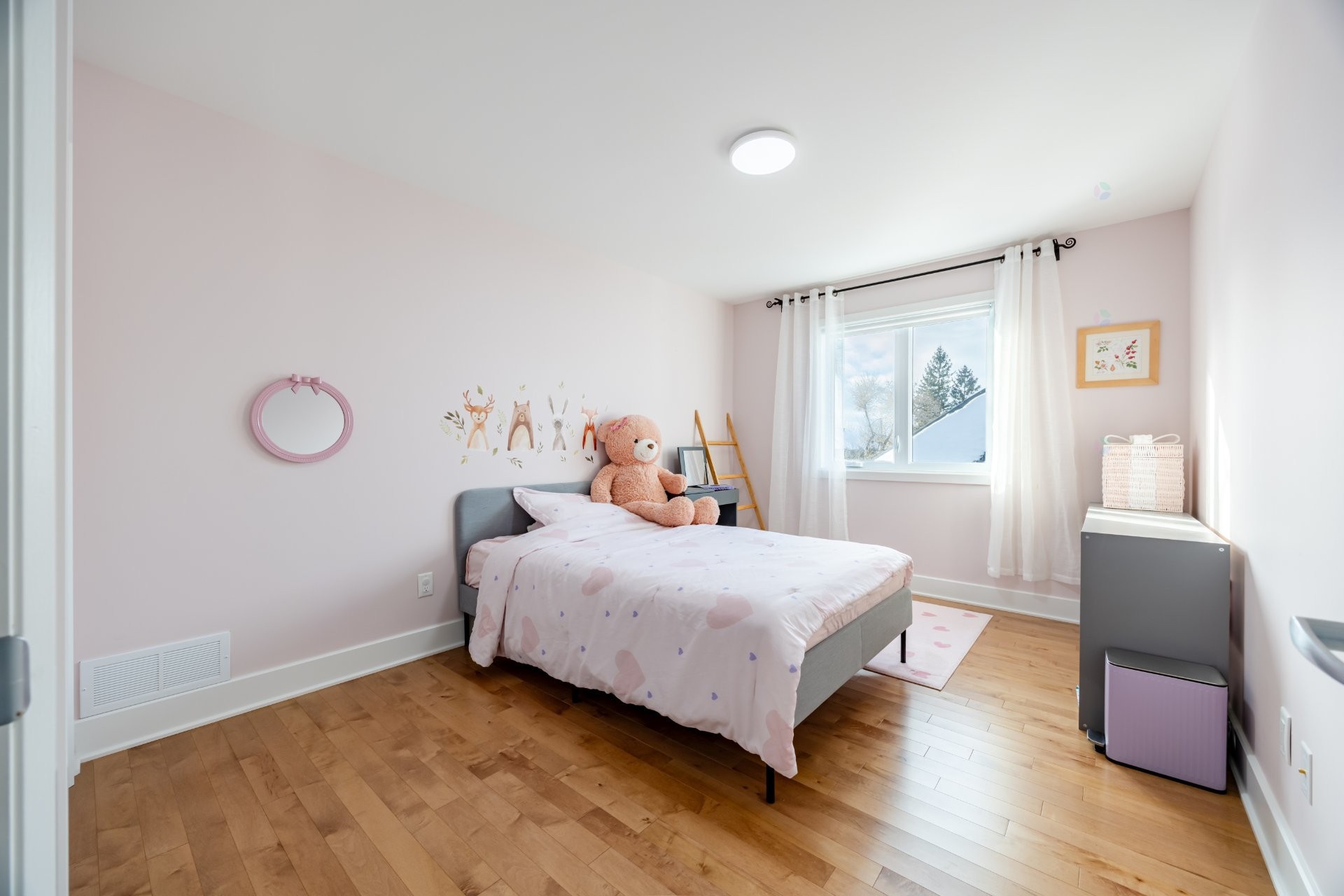 









895


Rue Richelieu

,
Brossard,




QC
J4X1H1

