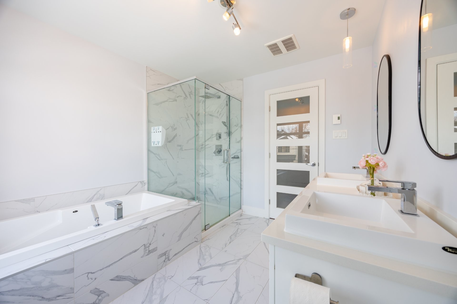 









895


Rue Richelieu

,
Brossard,




QC
J4X1H1

