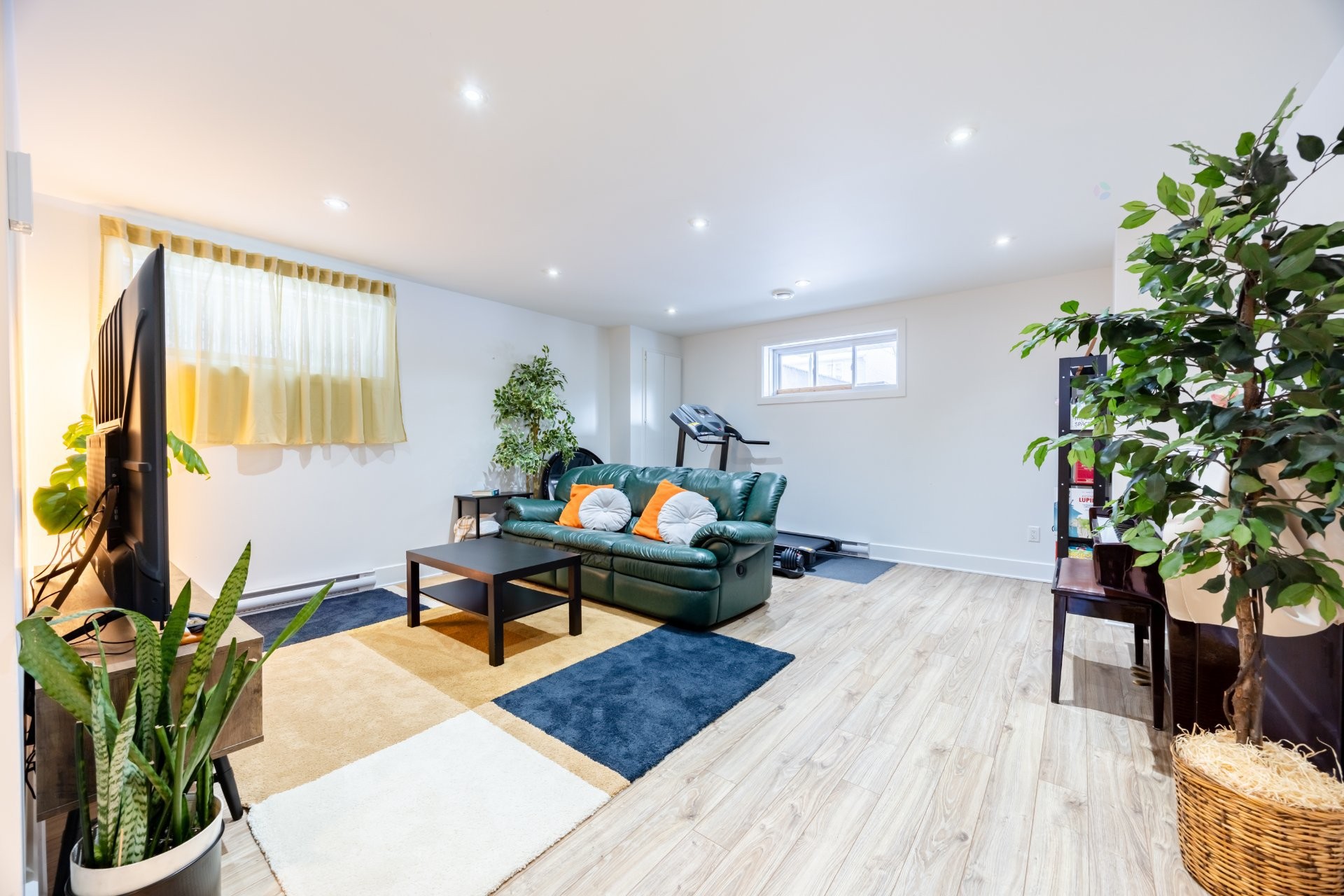 









895


Rue Richelieu

,
Brossard,




QC
J4X1H1

