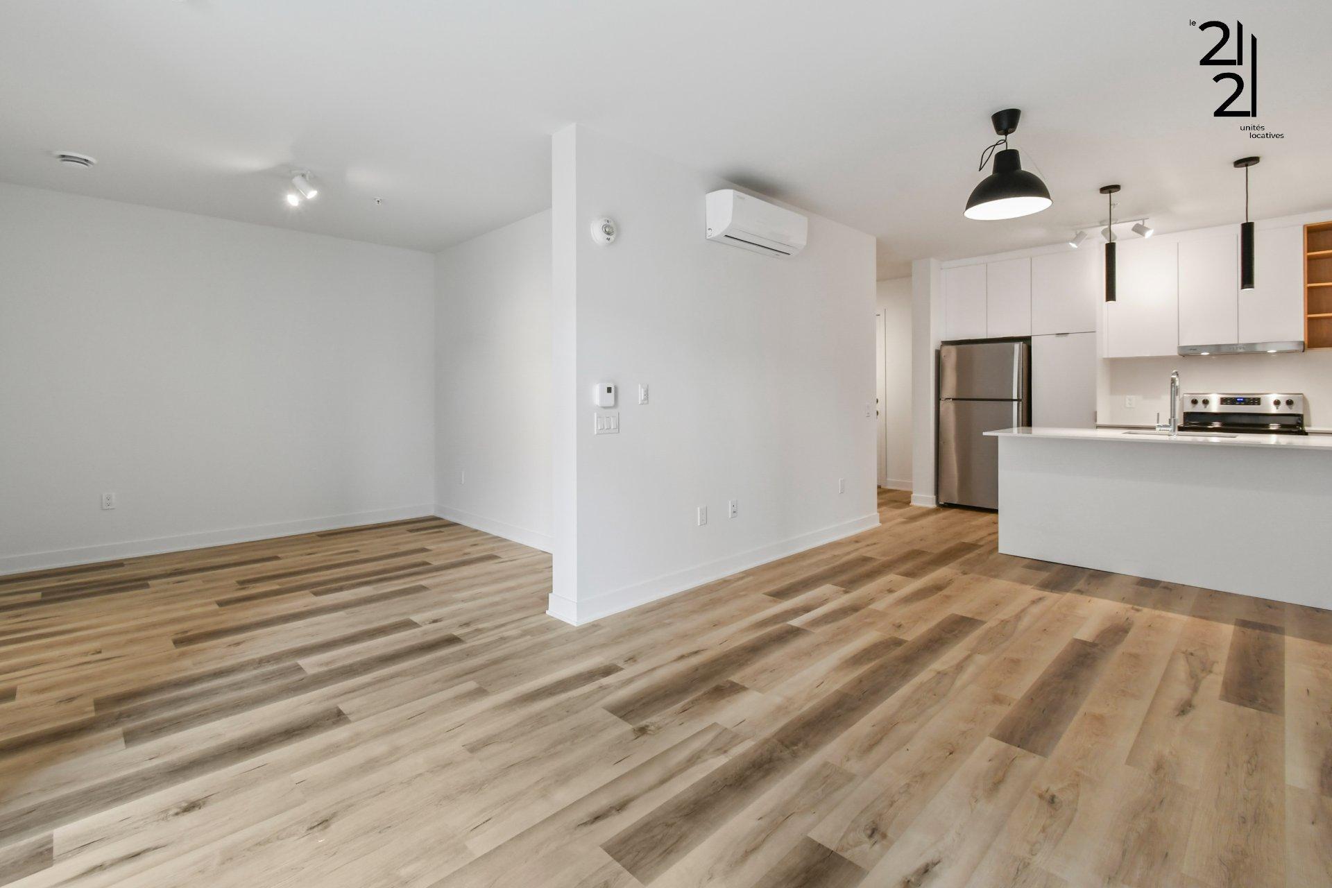 









2121


Av. Papineau

, 303,
Montréal (Ville-Marie),




QC
H2K4J5

