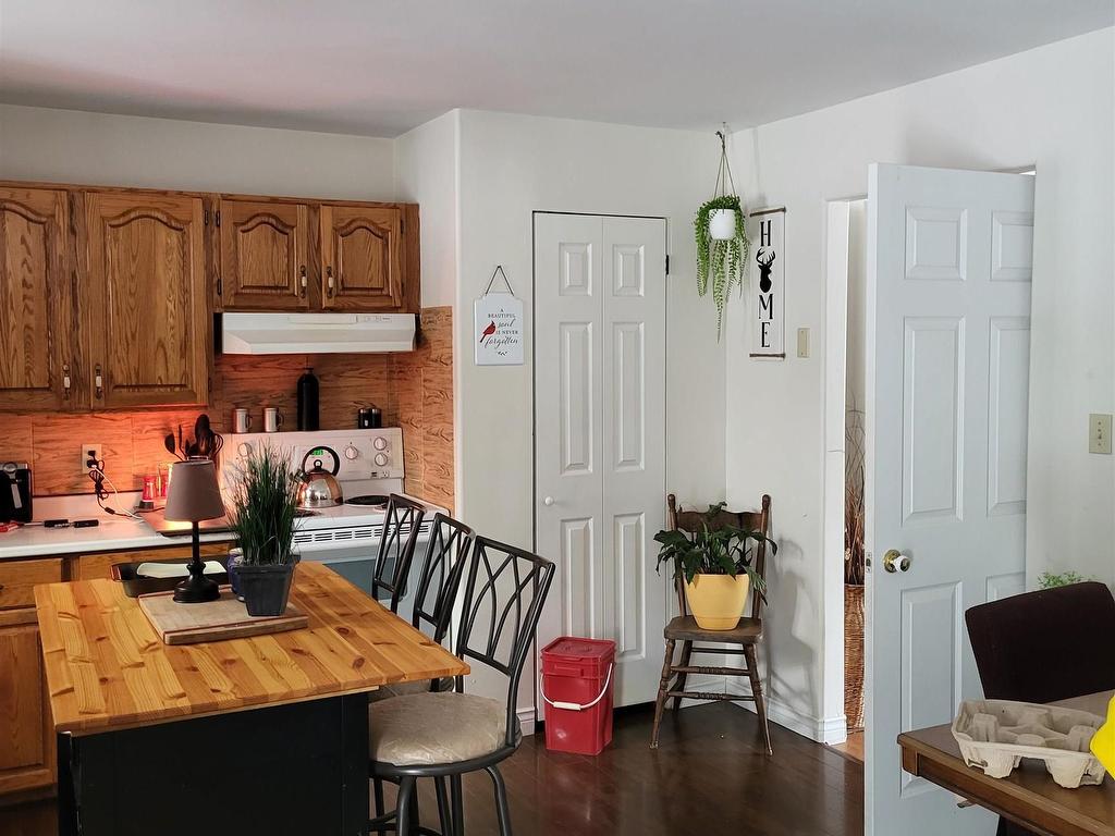 












25 Annabelle Drive

,
Truro Heights,




NS
B2N 4S6

