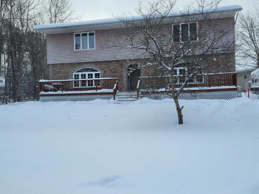 












17/19 Annabelle Drive

,
Truro Heights,




NS
B2N 4S6

