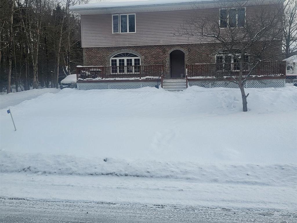 












17/19 Annabelle Drive

,
Truro Heights,




NS
B2N 4S6

