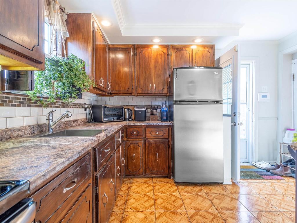 












53 Stanley Street

,
North Sydney,




NS
B2A 1T8

