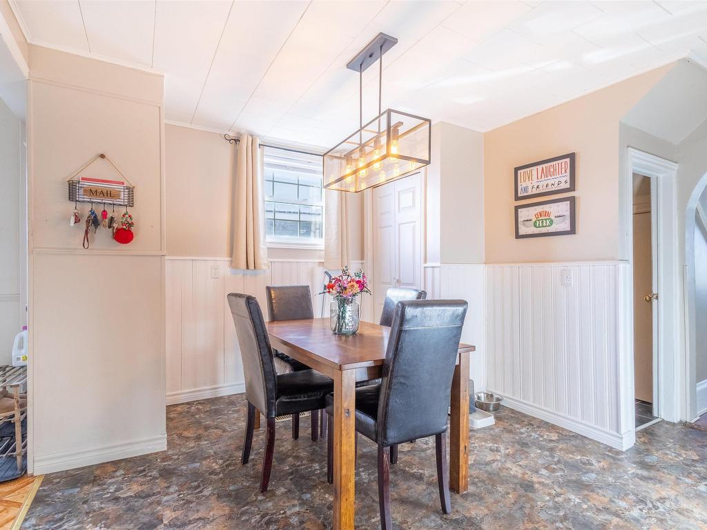 












53 Stanley Street

,
North Sydney,




NS
B2A 1T8

