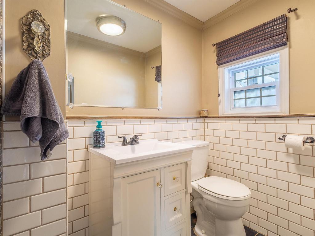 












53 Stanley Street

,
North Sydney,




NS
B2A 1T8

