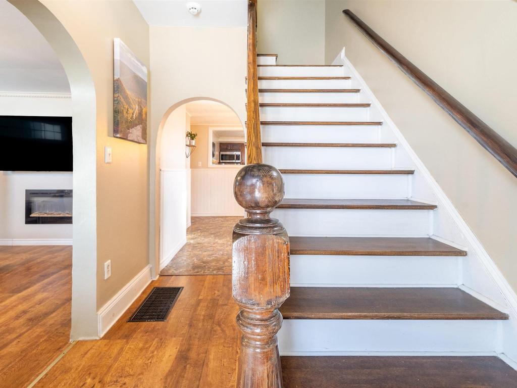 












53 Stanley Street

,
North Sydney,




NS
B2A 1T8

