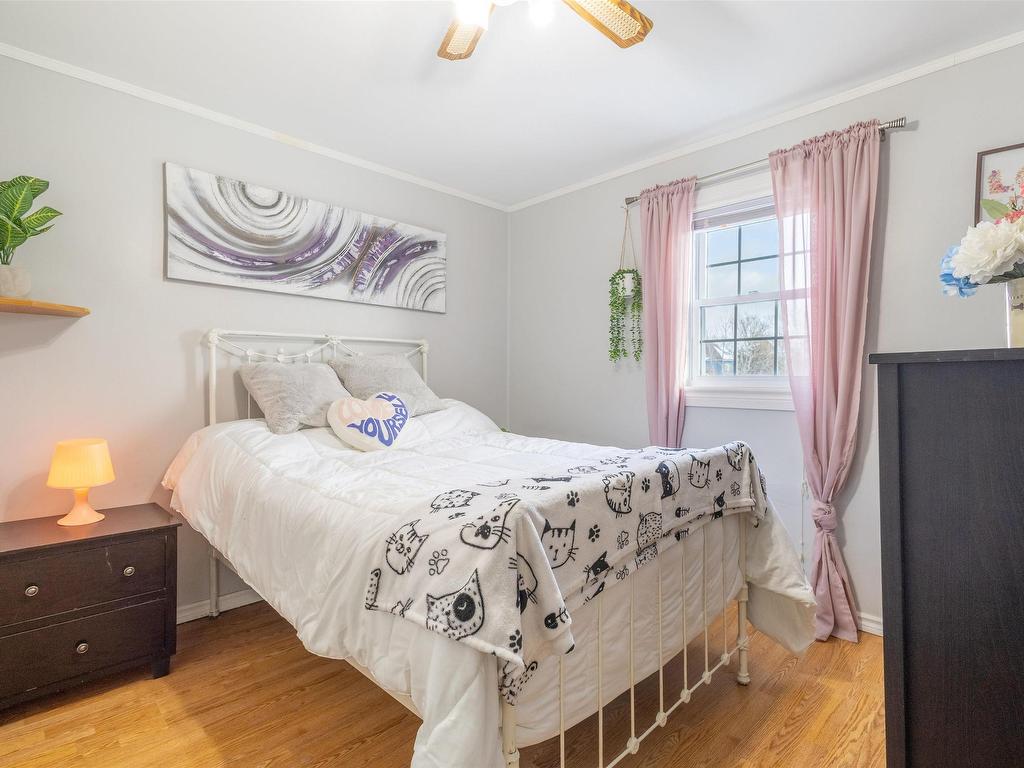 












53 Stanley Street

,
North Sydney,




NS
B2A 1T8

