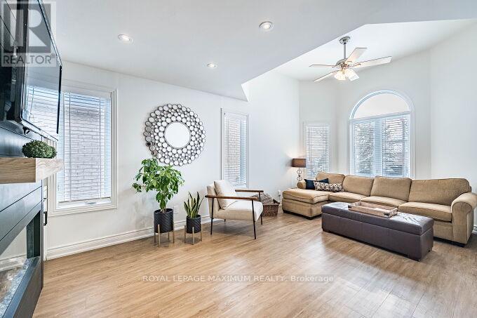 












57 ROYALTON DRIVE

,
Caledon,




Ontario
L7E2G1

