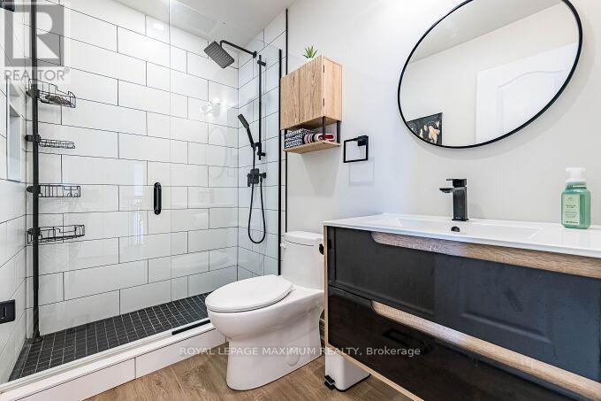 












57 ROYALTON DRIVE

,
Caledon,




Ontario
L7E2G1

