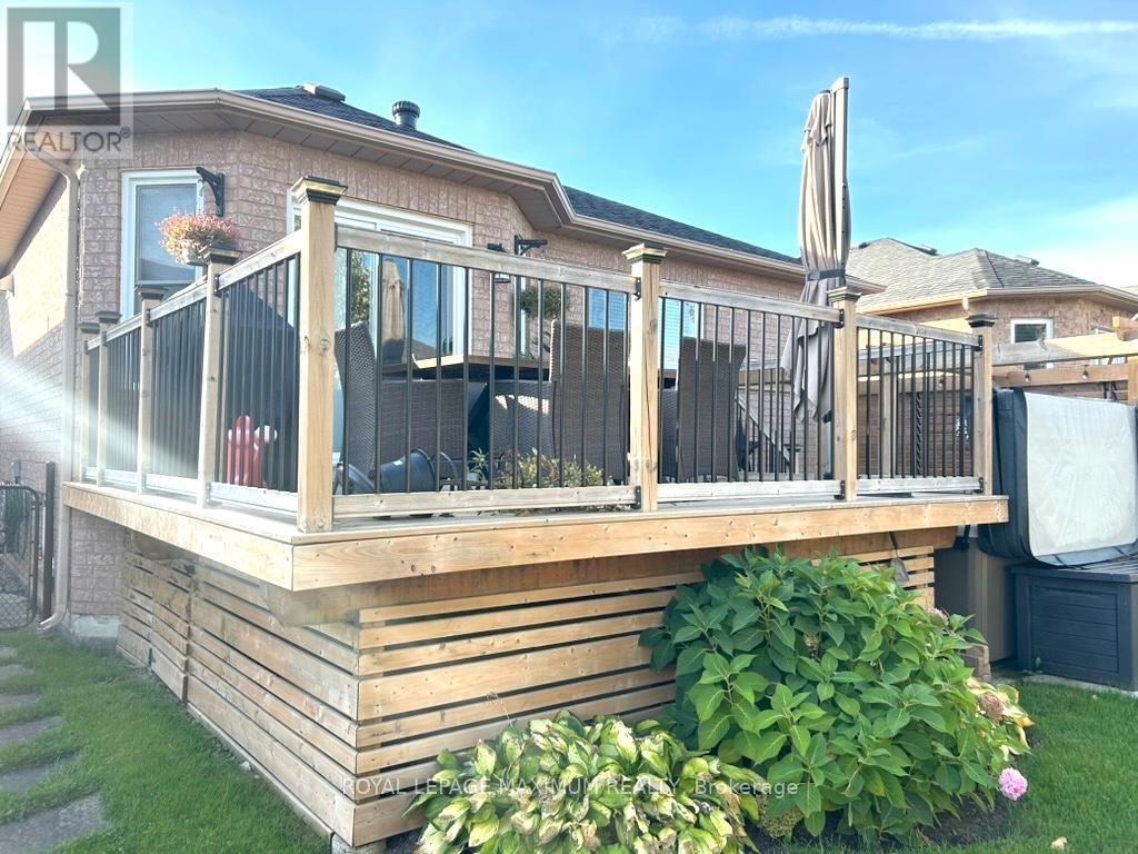 












57 ROYALTON DRIVE

,
Caledon,




Ontario
L7E2G1

