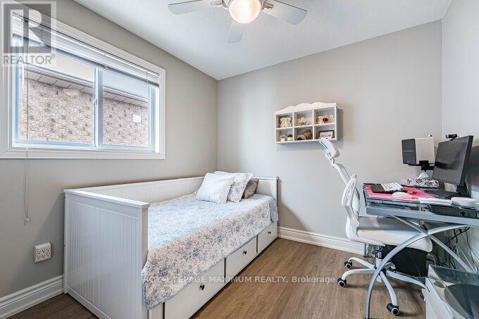 












57 ROYALTON DRIVE

,
Caledon,




Ontario
L7E2G1

