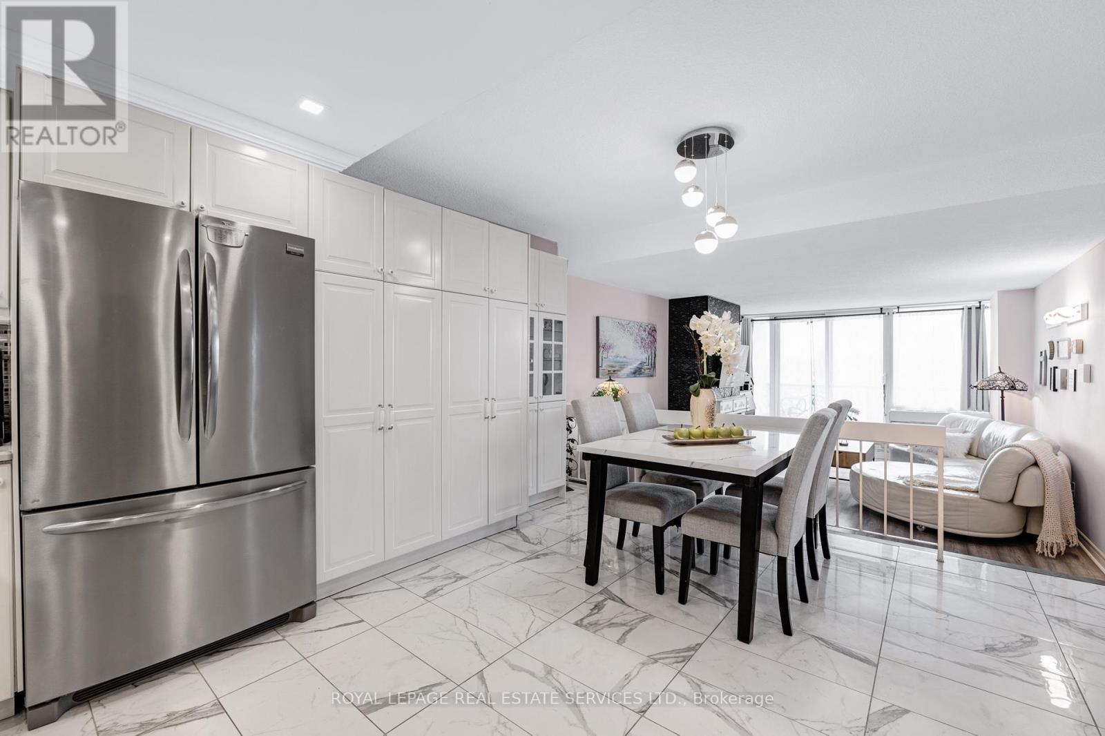 












605 - 20 SPEERS ROAD

,
Oakville,




Ontario
L6K3R5

