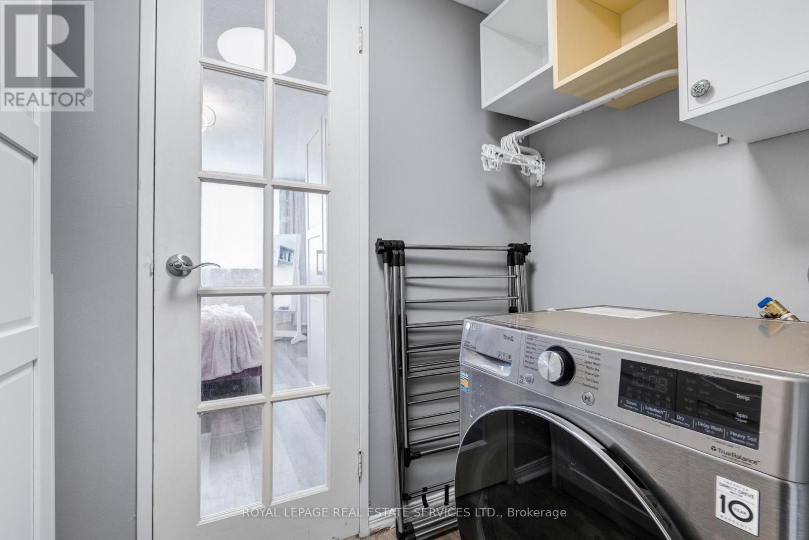 












605 - 20 SPEERS ROAD

,
Oakville,




Ontario
L6K3R5

