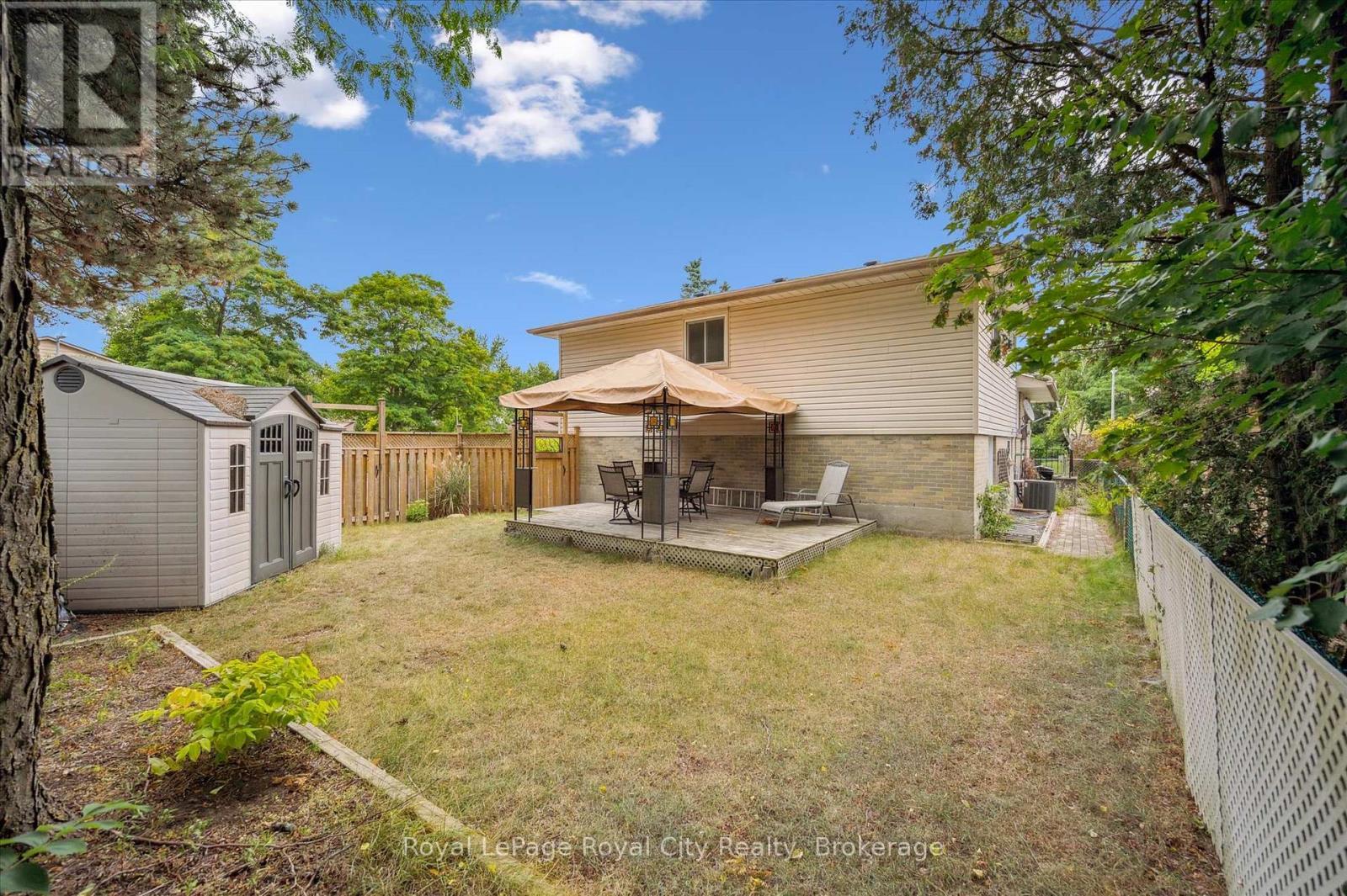 












47 ARGYLE DRIVE

,
Guelph (Dovercliffe Park/Old University),




Ontario
N1G2P4

