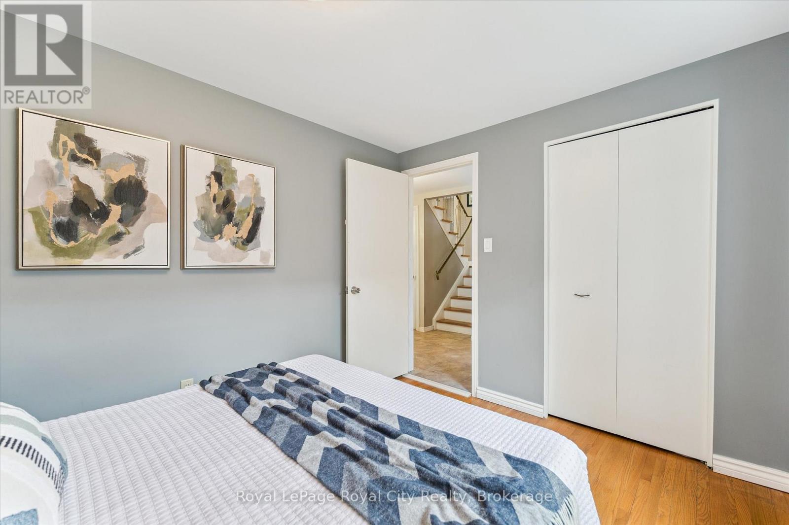 












47 ARGYLE DRIVE

,
Guelph (Dovercliffe Park/Old University),




Ontario
N1G2P4

