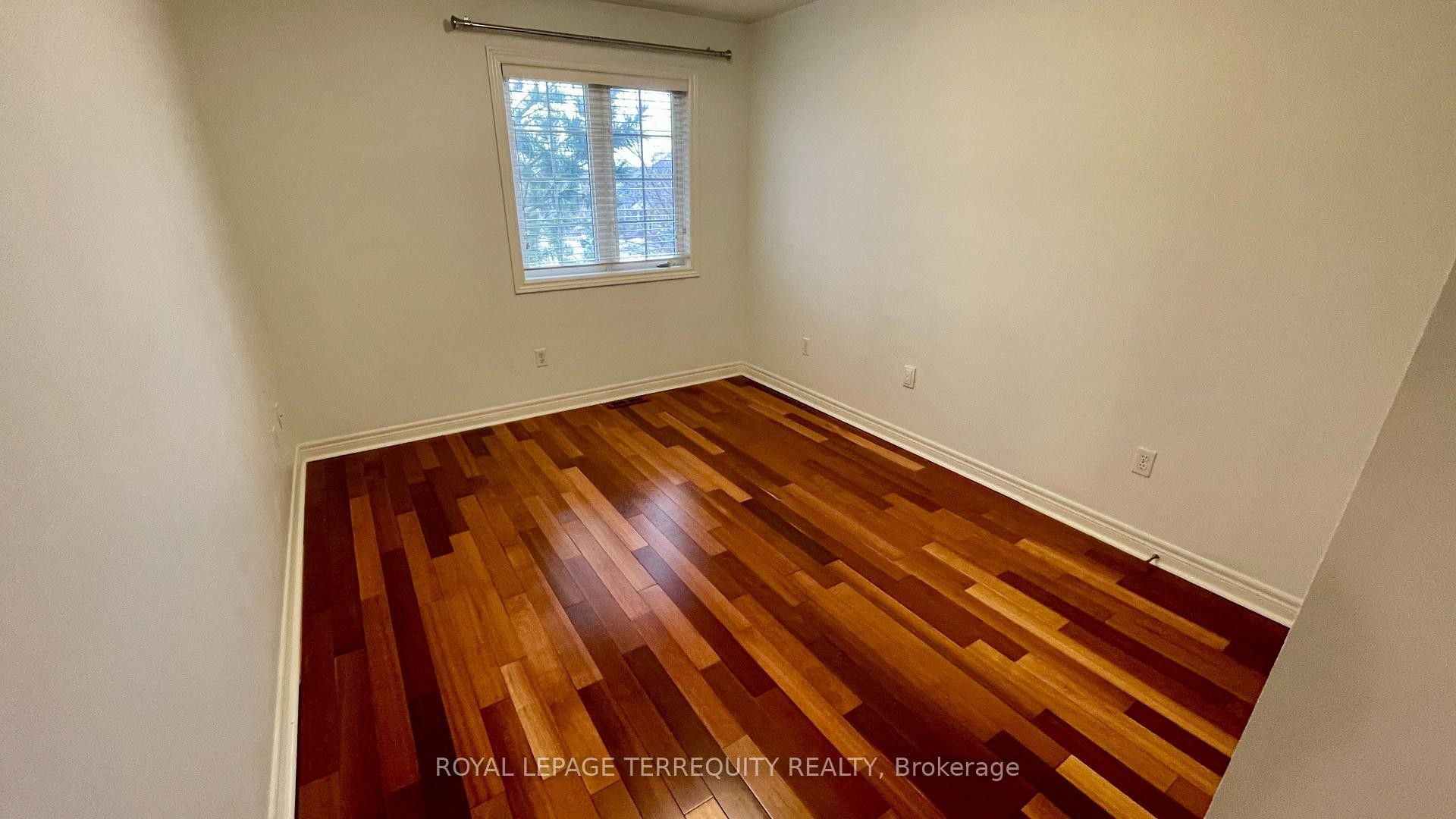 









2089


Blackforest

Crescent,
Oakville,




ON
L6M 4T5

