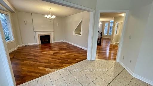 









2089


Blackforest

Crescent,
Oakville,




ON
L6M 4T5

