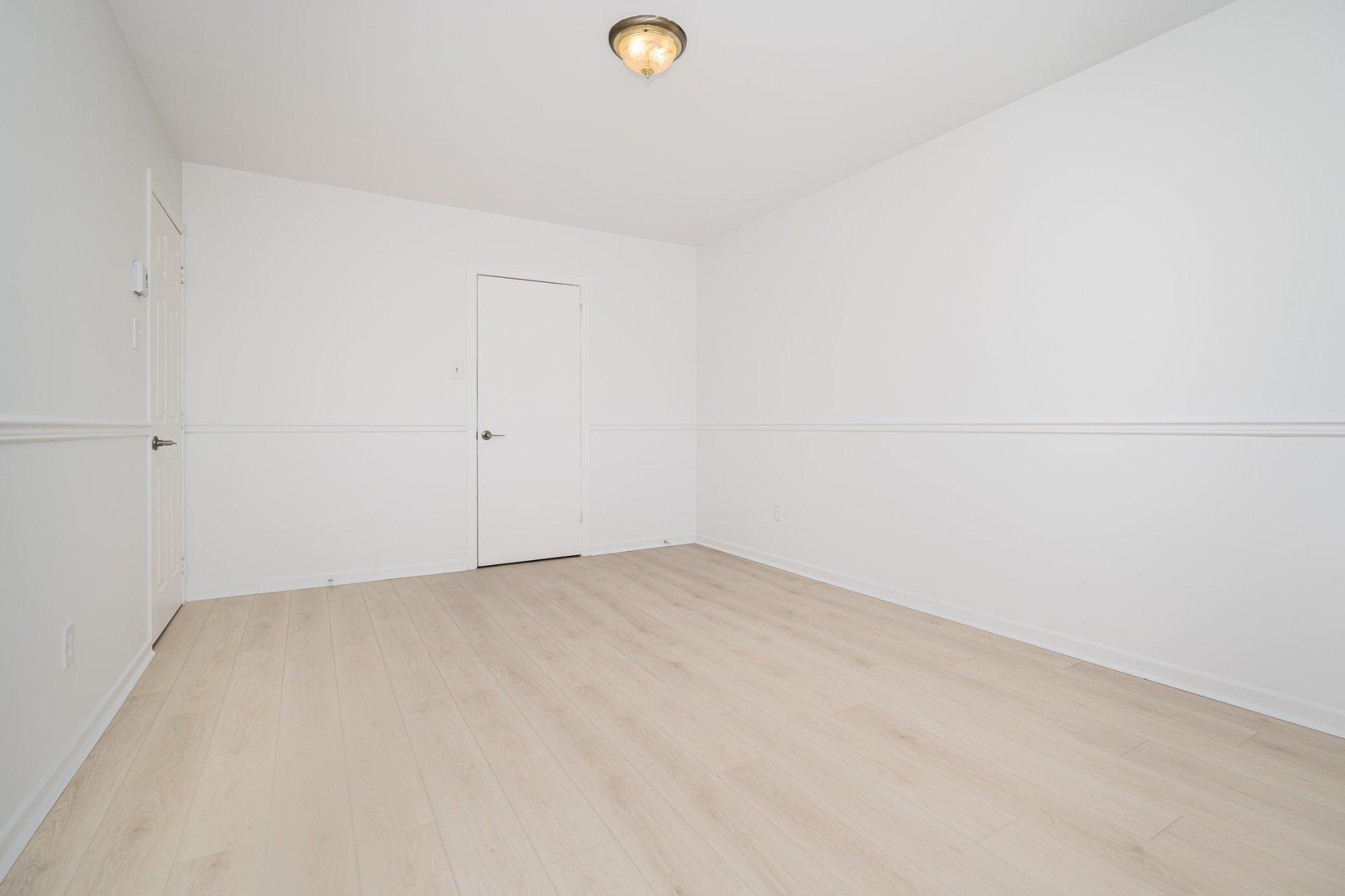 









786


Ch. du Sablon

,
Laval (Chomedey),




QC
H7W4H6

