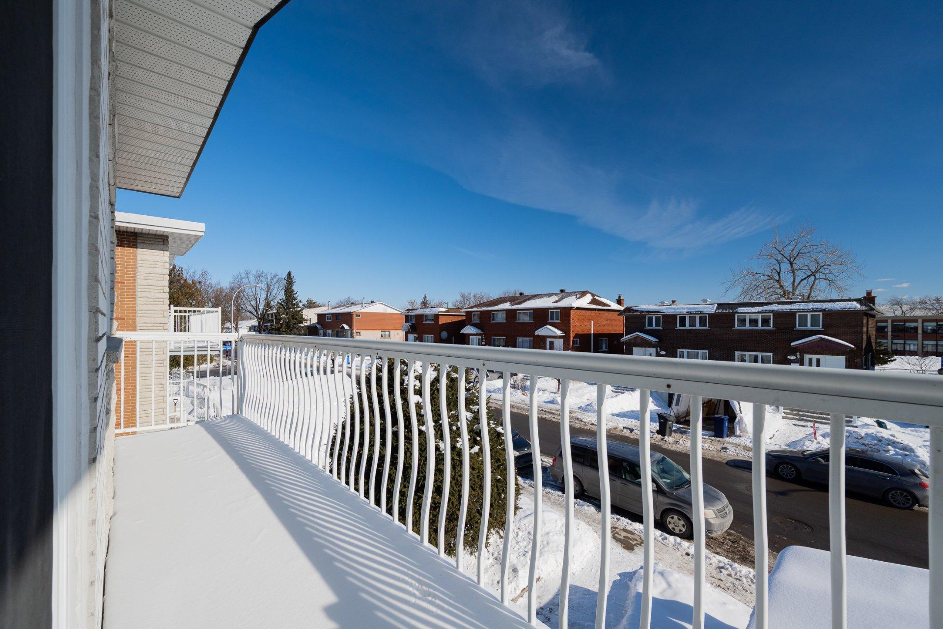 









786


Ch. du Sablon

,
Laval (Chomedey),




QC
H7W4H6

