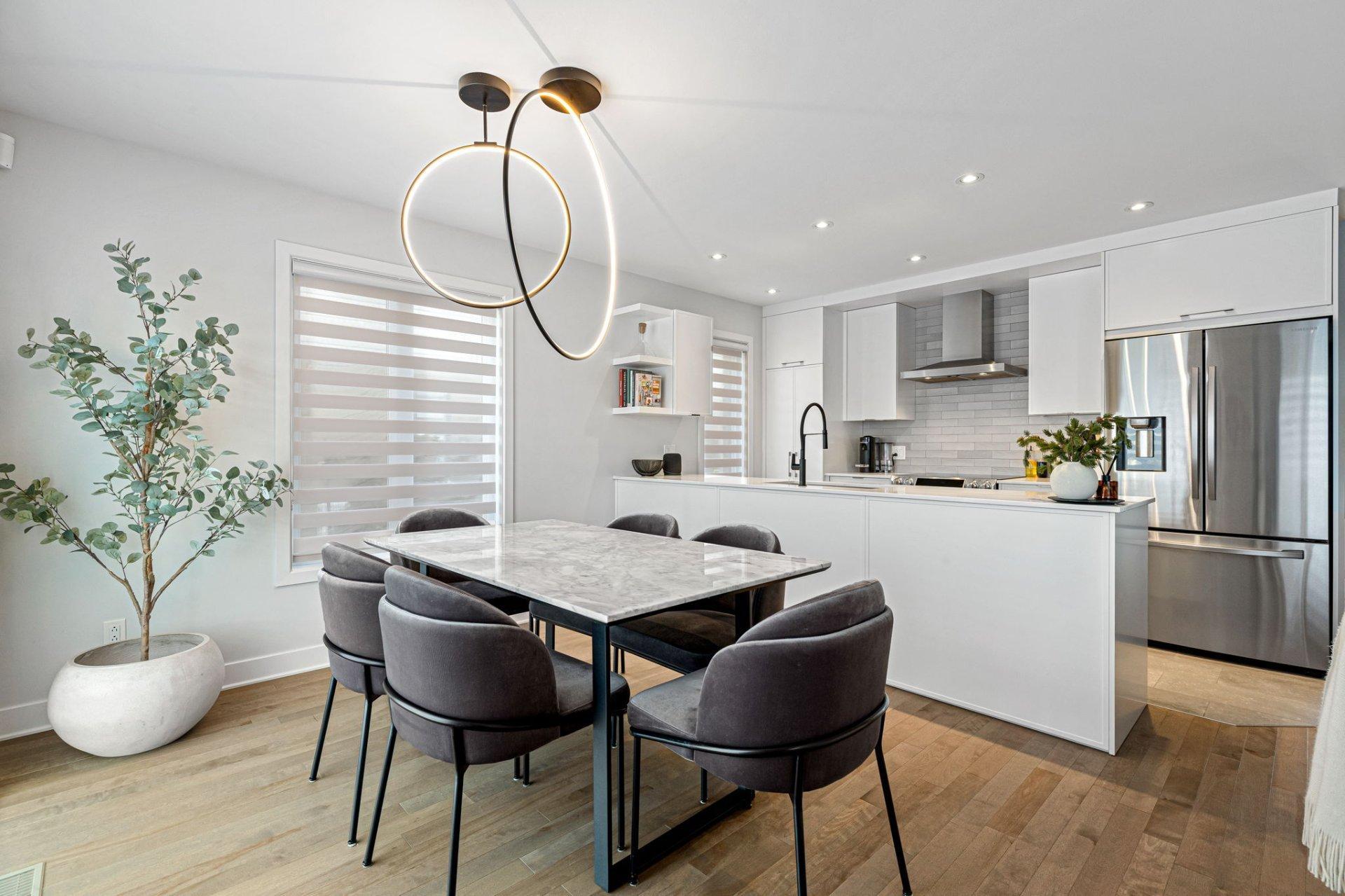 









815


Rue Jean-Deslauriers

, 36,
Boucherville,




QC
J4B0L6

