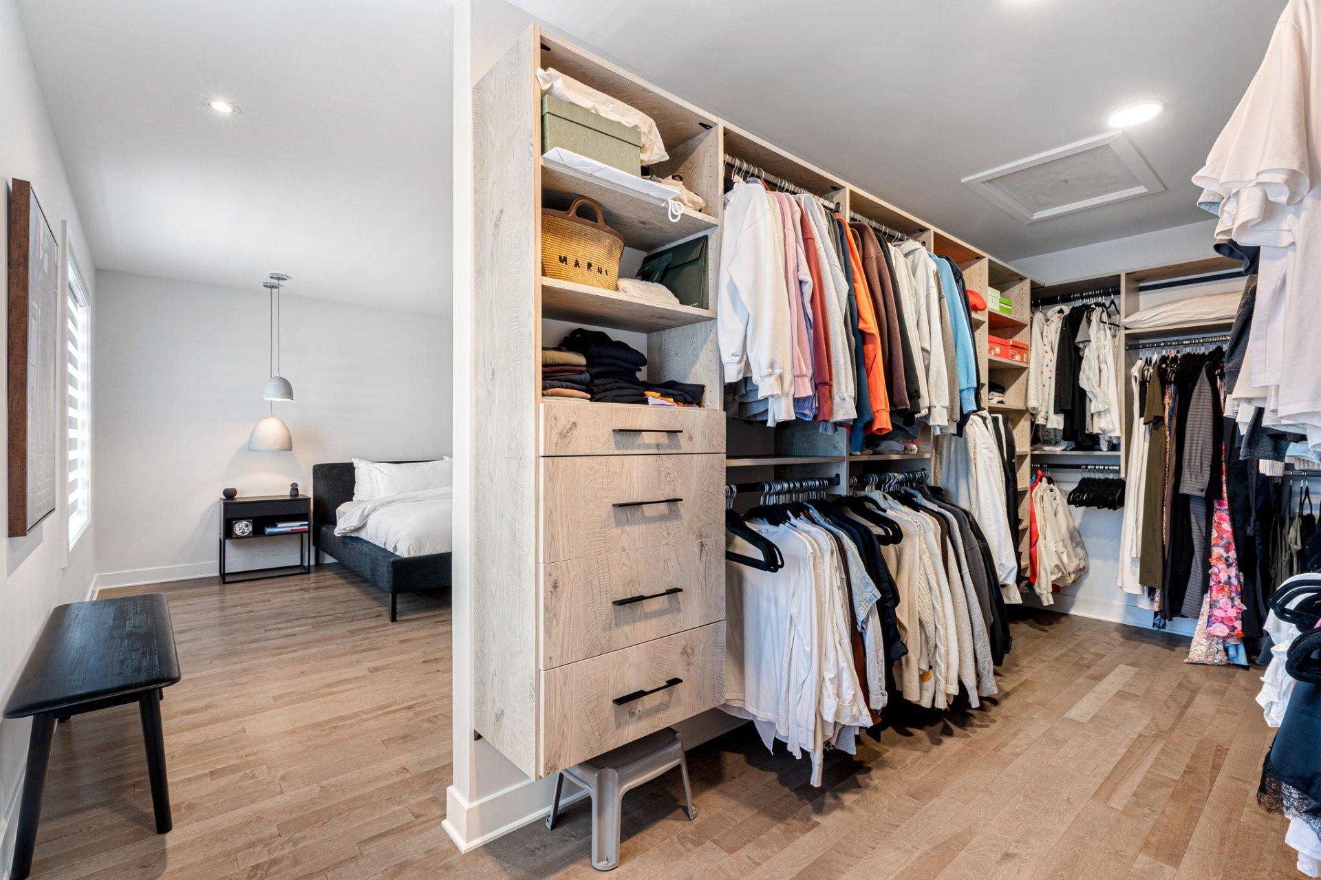 









815


Rue Jean-Deslauriers

, 36,
Boucherville,




QC
J4B0L6

