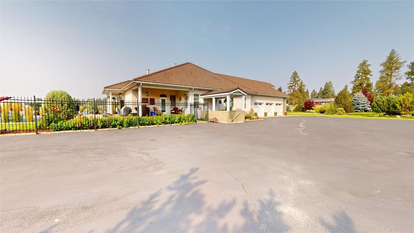 









3355


9th

Street,
Cranbrook,




BC
V1C 7A8

