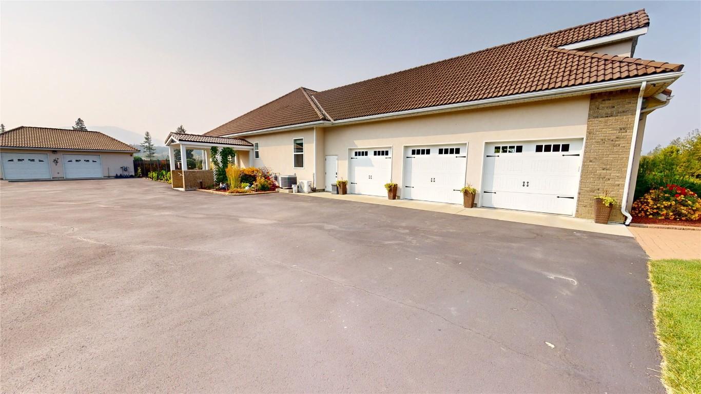 









3355


9th

Street,
Cranbrook,




BC
V1C 7A8

