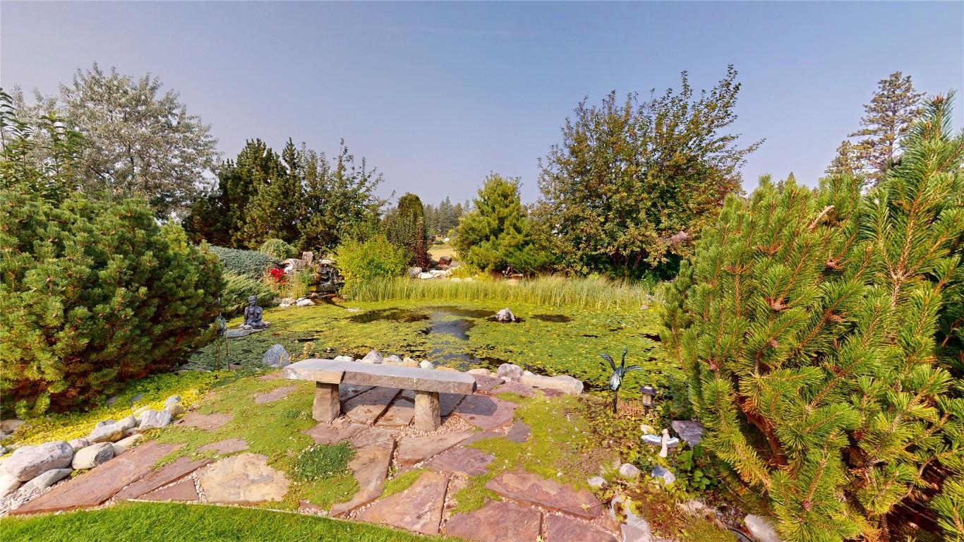 









3355


9th

Street,
Cranbrook,




BC
V1C 7A8

