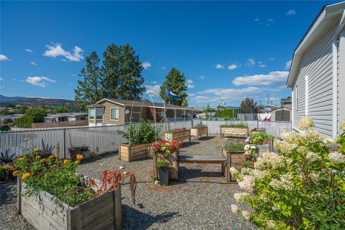 









9020


Jim Bailey

Road, 175,
Kelowna,




BC
V4V 1E5

